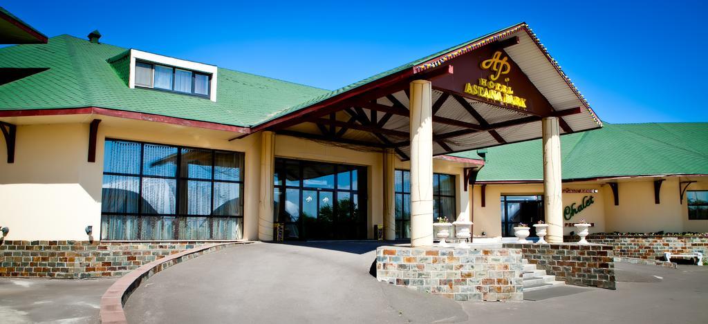 Astana Park Hotel ภายนอก รูปภาพ