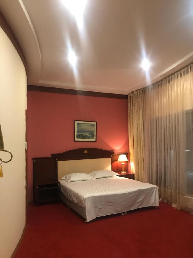 Astana Park Hotel ภายนอก รูปภาพ