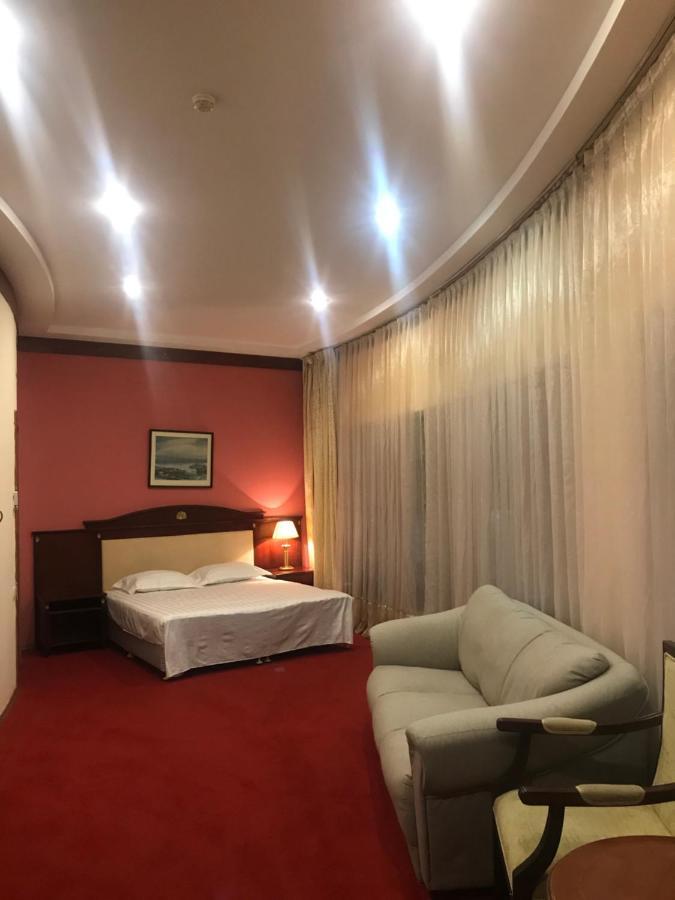 Astana Park Hotel ภายนอก รูปภาพ